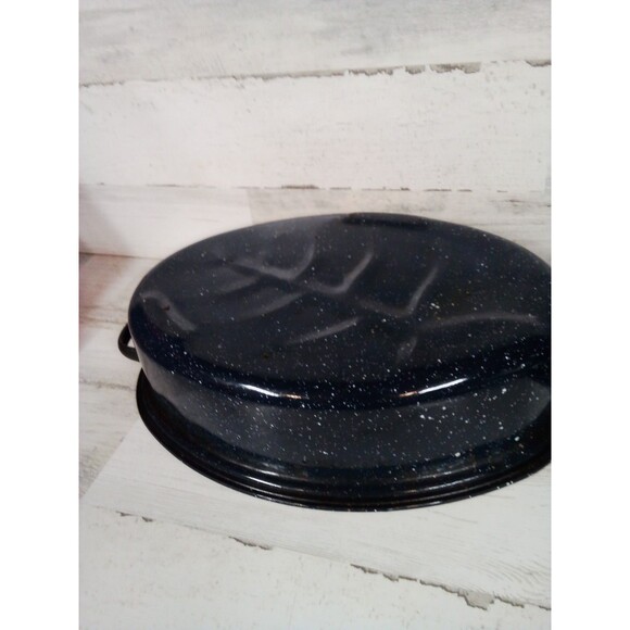 Medium Blue Roaster Pan / Great For All Occasions / Some Wear - Picture 9 of 16